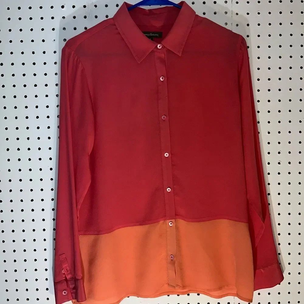 Tommy Bahama button down silk shirt (missing care material label)